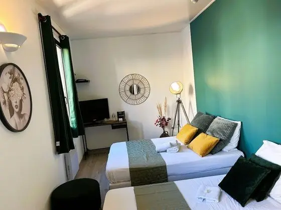Design Üç Kişilik Oda, Özel Banyo, Şehir Manzaralı (TRIPLE VUE VILLAGE)