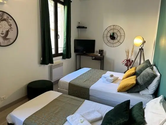 Design Üç Kişilik Oda, Özel Banyo, Şehir Manzaralı (TRIPLE VUE VILLAGE)