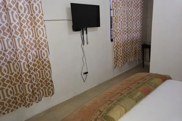 Economy Tek Büyük Yataklı Oda