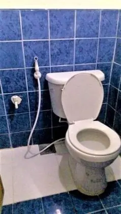Basic Tek Büyük Yataklı Oda (Shared Bathroom)