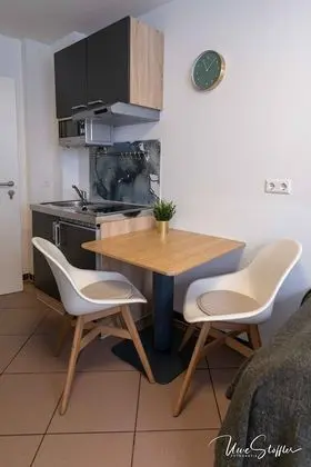 Standard Tek Büyük Yataklı Oda (13)