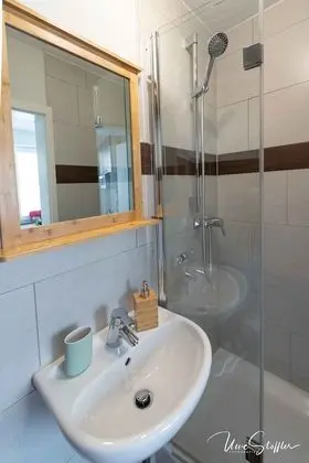 Standard Tek Büyük Yataklı Oda (13)