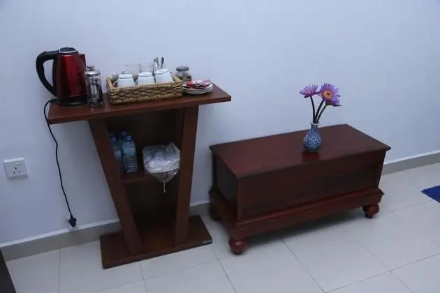 Basic Tek Büyük Yataklı Oda