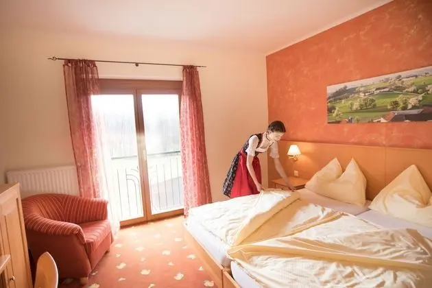 Comfort Tek Büyük veya İki Ayrı Yataklı Oda