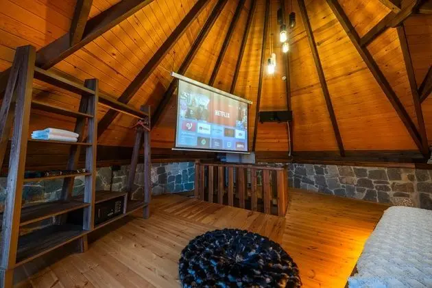 Gafulluk jakuzili taş bungalov