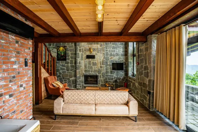 Jakuzi Ve Sömineli Taş Villa Oda