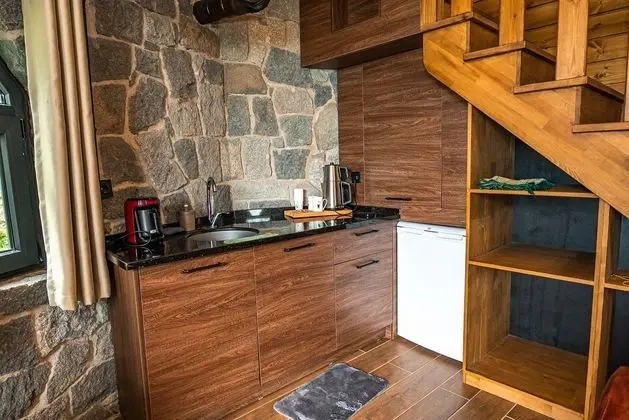 JAKUZİLİ DAĞ MANZRALI KING BUNGALOV