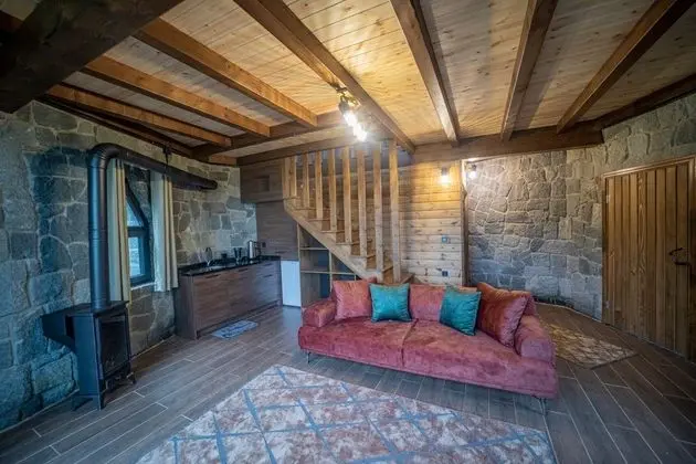 JAKUZİLİ DAĞ MANZRALI KING BUNGALOV