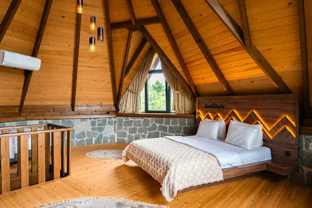 Jakuzili Taş Bungalow Oda