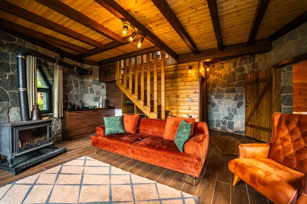 Jakuzili Taş Bungalow Oda