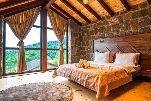 Taş Villa Şömineli & Jakuzili