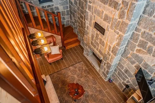 Taş Villa Şömineli & Jakuzili