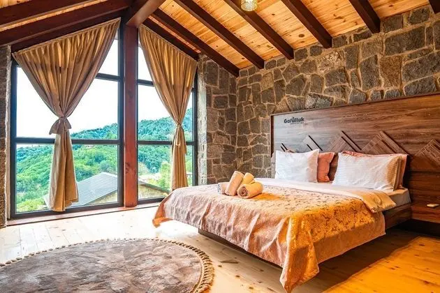 Taş Villa Şömineli & Jakuzili