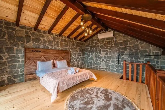 Taş Villa Şömineli & Jakuzili