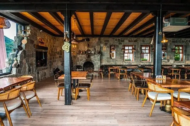 Taş Villa Şömineli & Jakuzili