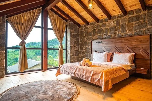 Taş Villa Şömineli & Jakuzili