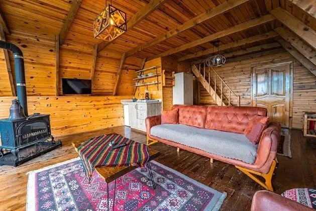 VADİ MANZARALI ŞÖMİNELİ 1+1 BUNGALOV 60m2