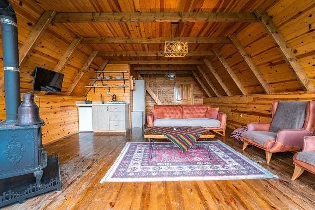 VADİ MANZARALI ŞÖMİNELİ 1+1 BUNGALOV 60m2