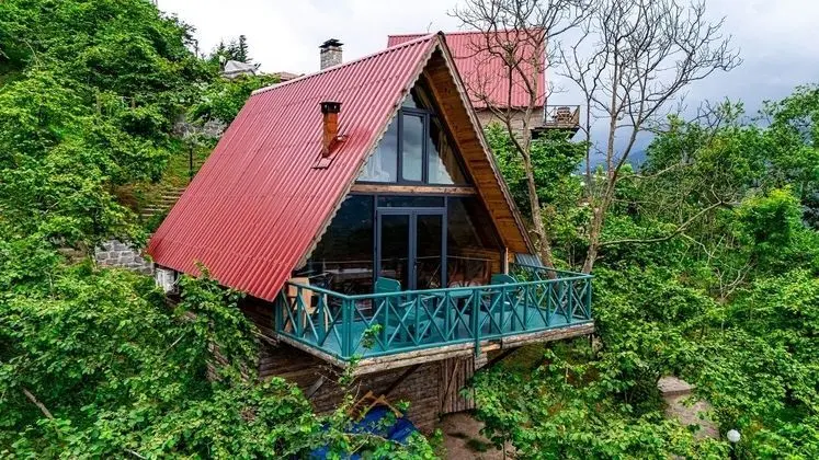 VADİ MANZARALI ŞÖMİNELİ 1+1 BUNGALOV 60m2