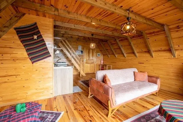 VADİ MANZARALI ŞÖMİNELİ 1+1 BUNGALOV 60m2