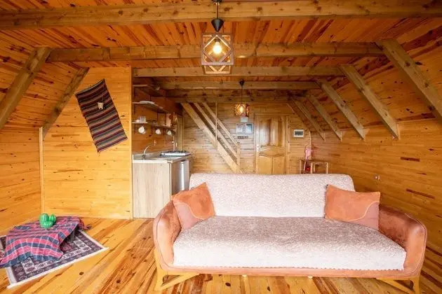 VADİ MANZARALI ŞÖMİNELİ 1+1 BUNGALOV 60m2