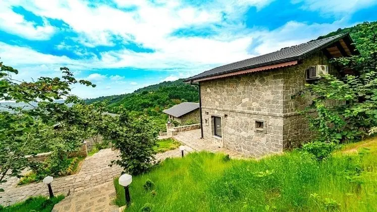 VADİ MANZARALI ŞÖMİNELİ 1+1 BUNGALOV 60m2