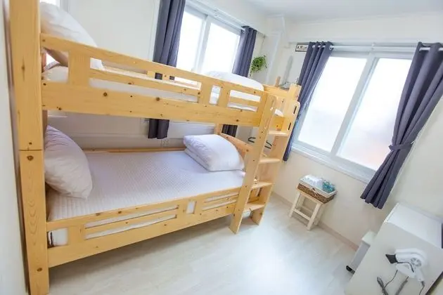 Private Twin Room - En Suite