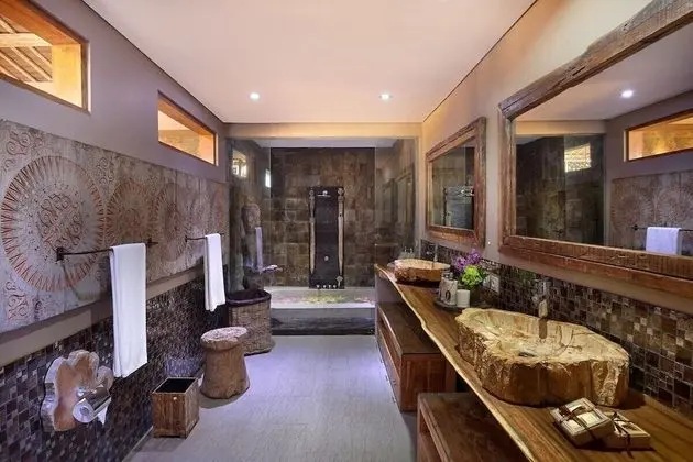 Villa, Birden Çok Yatak Odası, Havuz Manzaralı