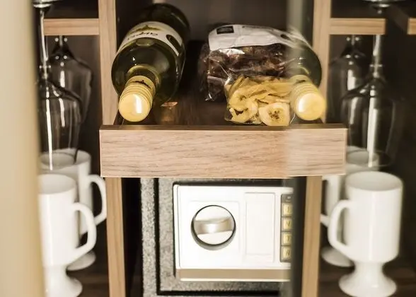 Business Tek Büyük Yataklı Oda, 1 Büyük (Queen) Boy Yatak, Balkon, Şehir Manzaralı