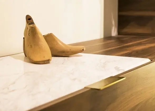 Design Tek Büyük veya İki Ayrı Yataklı Oda, 1 En Büyük (King) Boy Yatak, Penceresiz