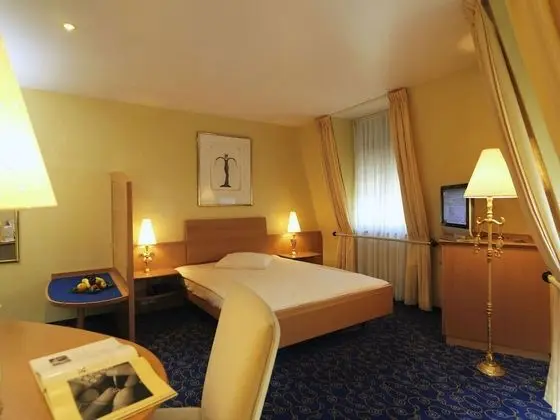 Comfort Tek Büyük veya İki Ayrı Yataklı Oda, 1 Yatak Odası
