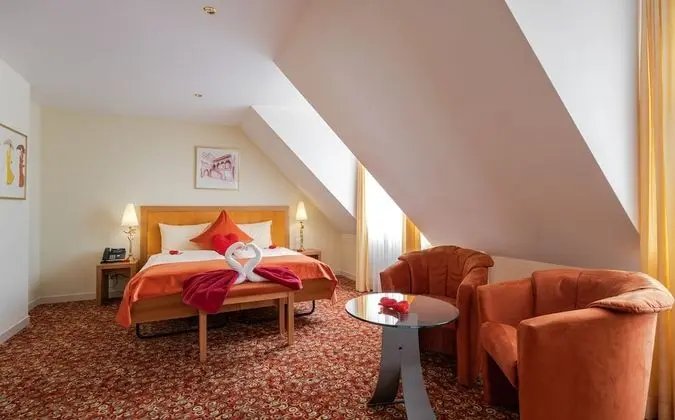 Comfort Tek Büyük veya İki Ayrı Yataklı Oda, 1 Yatak Odası