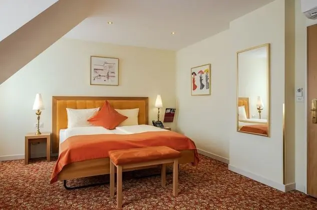 Comfort Tek Büyük veya İki Ayrı Yataklı Oda, 1 Yatak Odası