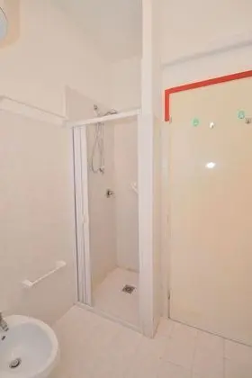 Ev