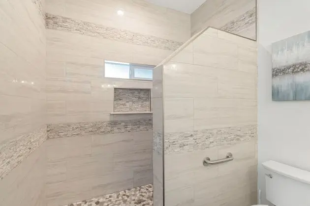 Luxury Oda, 1 En Büyük (King) Boy Yatak, Havuz Kenarı