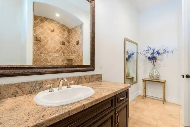 Luxury Süit, 2 Yatak Odası, Jakuzi, Havuz Manzaralı