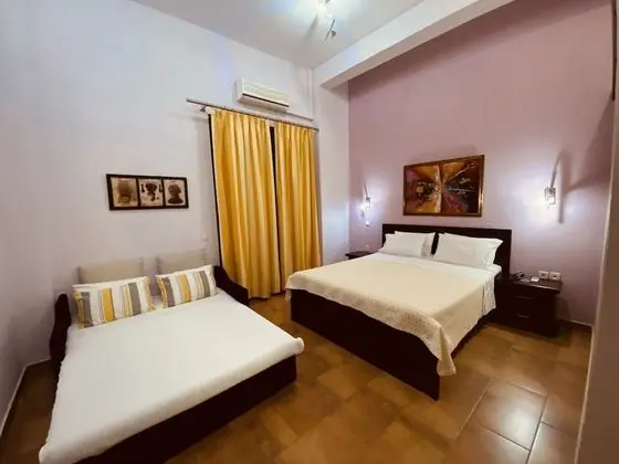 Economy Üç Kişilik Oda, 1 Çift Kişilik Yatak ve Çekyat, Balkon, Zemin Kat
