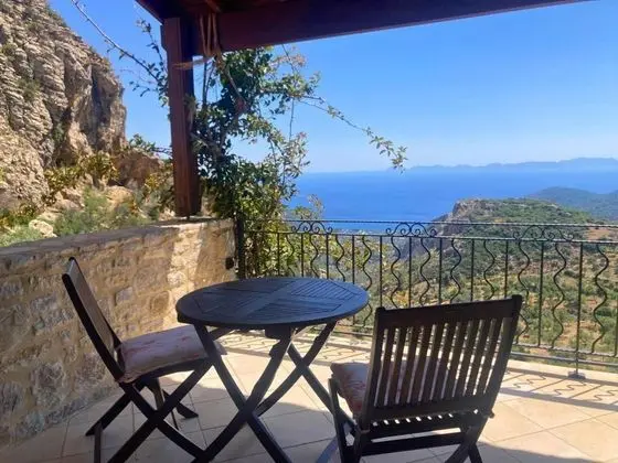 Deluxe Aile Suiti,deniz Ve Bahçe Manzaralı,2. Kat Balkonlu