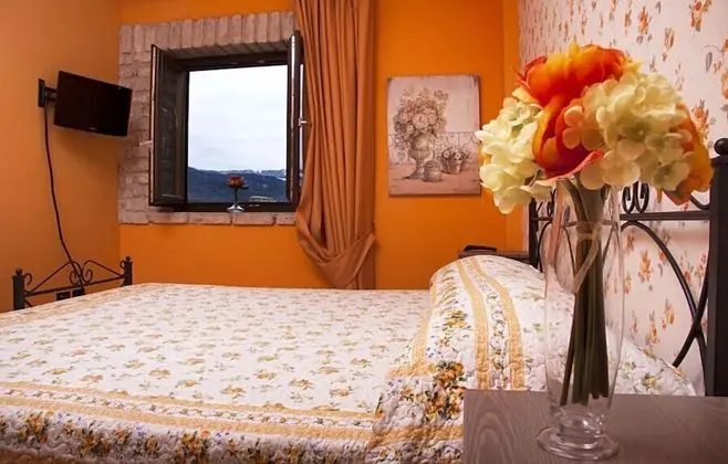 Comfort Tek Büyük Yataklı Oda