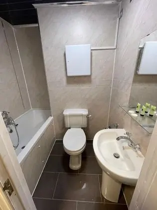Family Üç Kişilik Oda, Banyolu/Duşlu