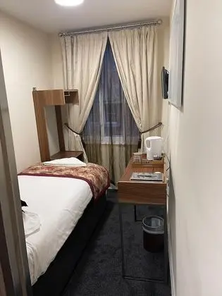 Standard Tek Kişilik Oda, Banyolu/Duşlu