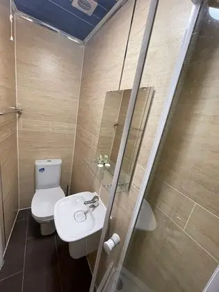 Standard Tek Kişilik Oda, Banyolu/Duşlu