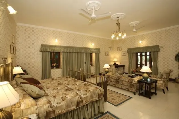 Deluxe Oda, Birden Çok Yatak, Avlu Manzaralı