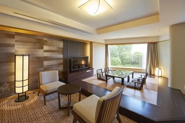 Standard Oda, Sigara İçilmez (No Lounge Access,Japanese-Western)