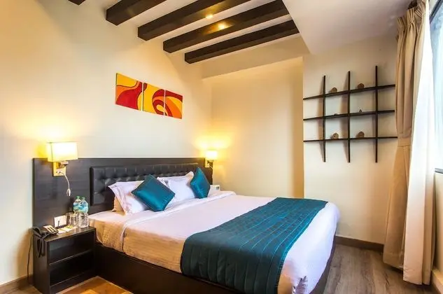 Tek Büyük Yataklı Oda