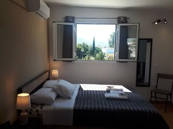 Basic Tek Büyük Yataklı Oda