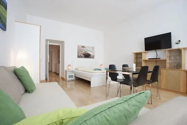 Family Stüdyo, 1 Büyük (Queen) Boy Yatak ve Çekyat, Sigara İçilmez, Küçük Mutfak