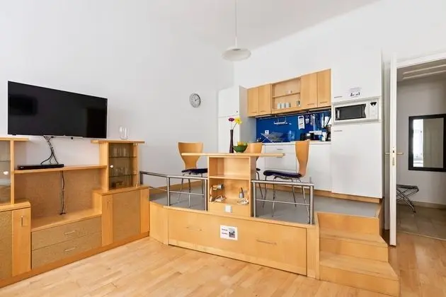 Superior Stüdyo, Sigara İçilmez, Küçük Mutfak