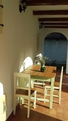 Ev