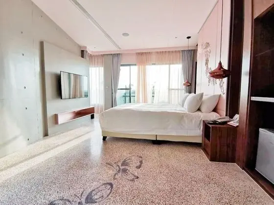 Deluxe Tek Büyük Yataklı Oda